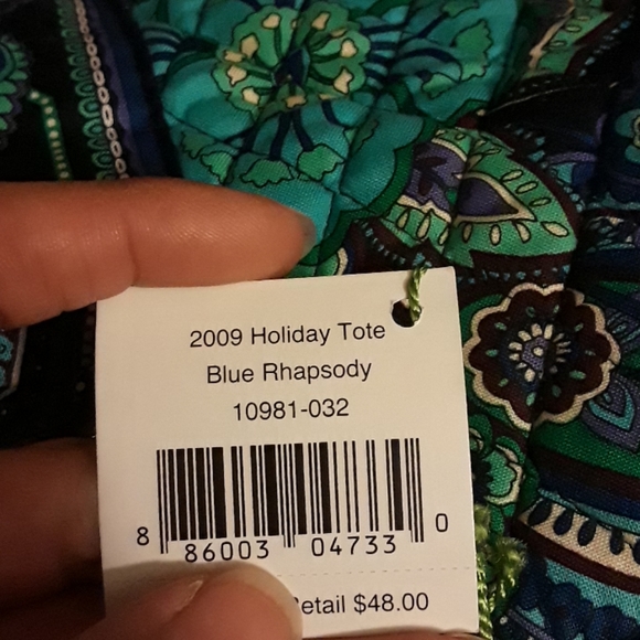 Vera Bradley bag. - Picture 4 of 4